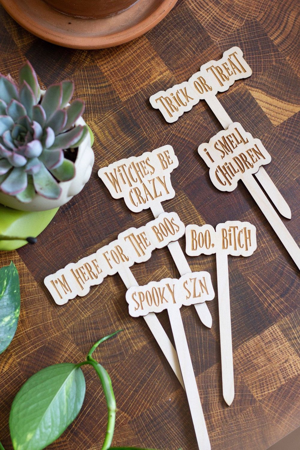 Halloween Wooden Plant Markers : I smell children