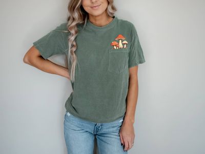 Forest Fungi Green Pocket T-shirt - Nature Lover's Tee: Forest Fungi / S