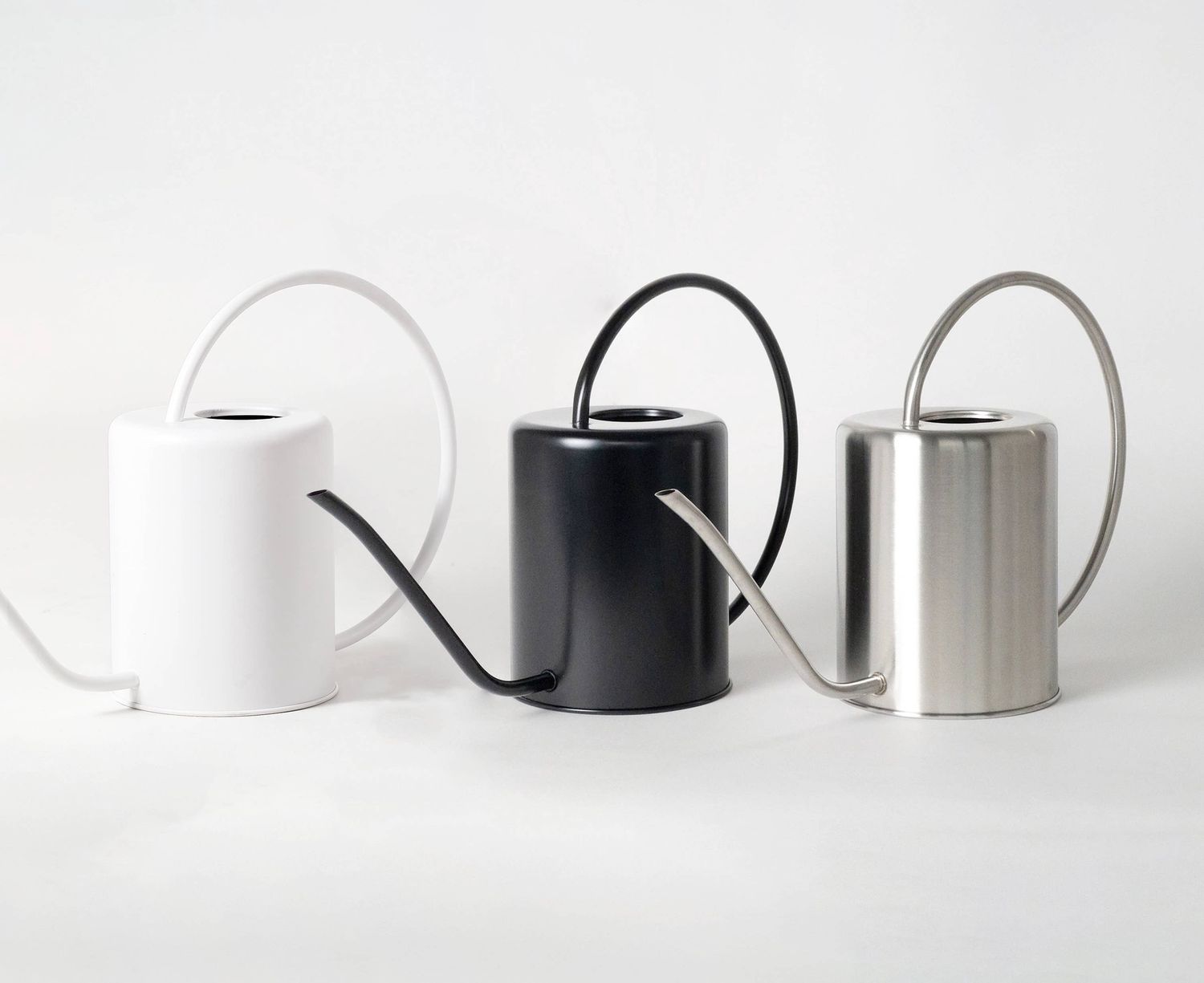 2L Stainless Steel Watering Can: Black