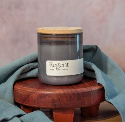 Regent Candle - 8oz