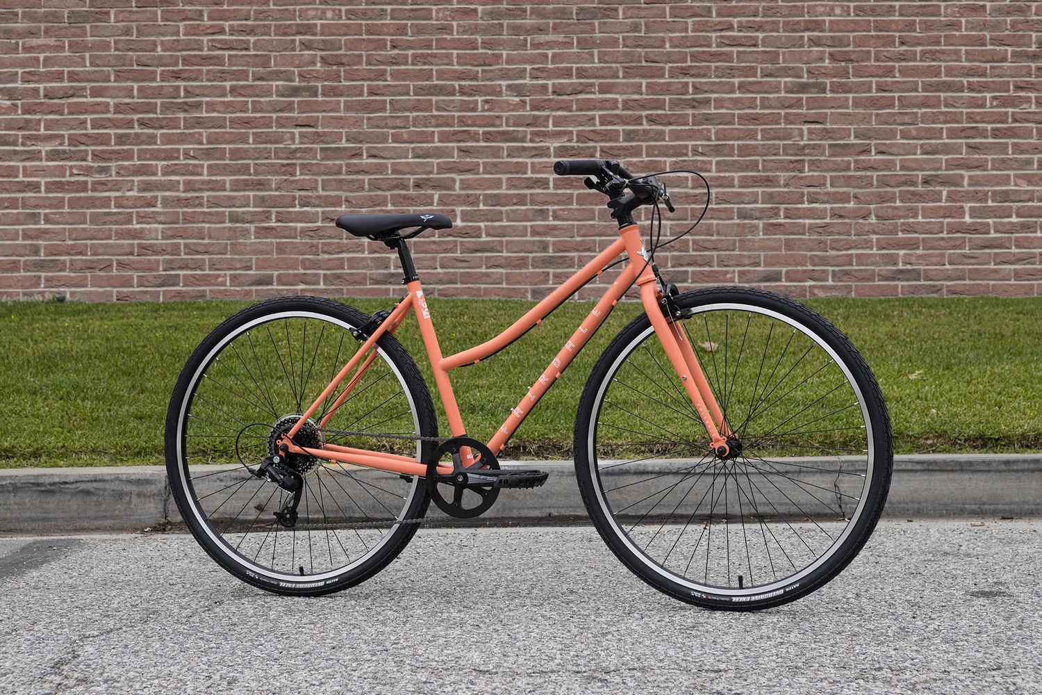 Fairdale Lookfar Matte Coral Red in S/M