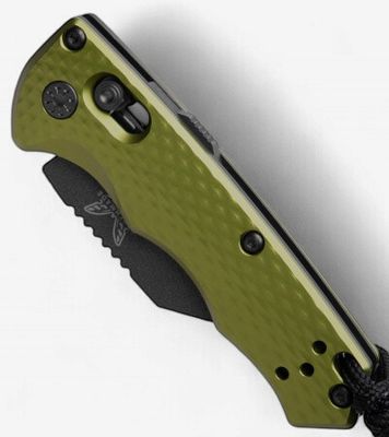 Benchmade Partial Immunity Woodland Green / Gray / M4 / Wharncliffe