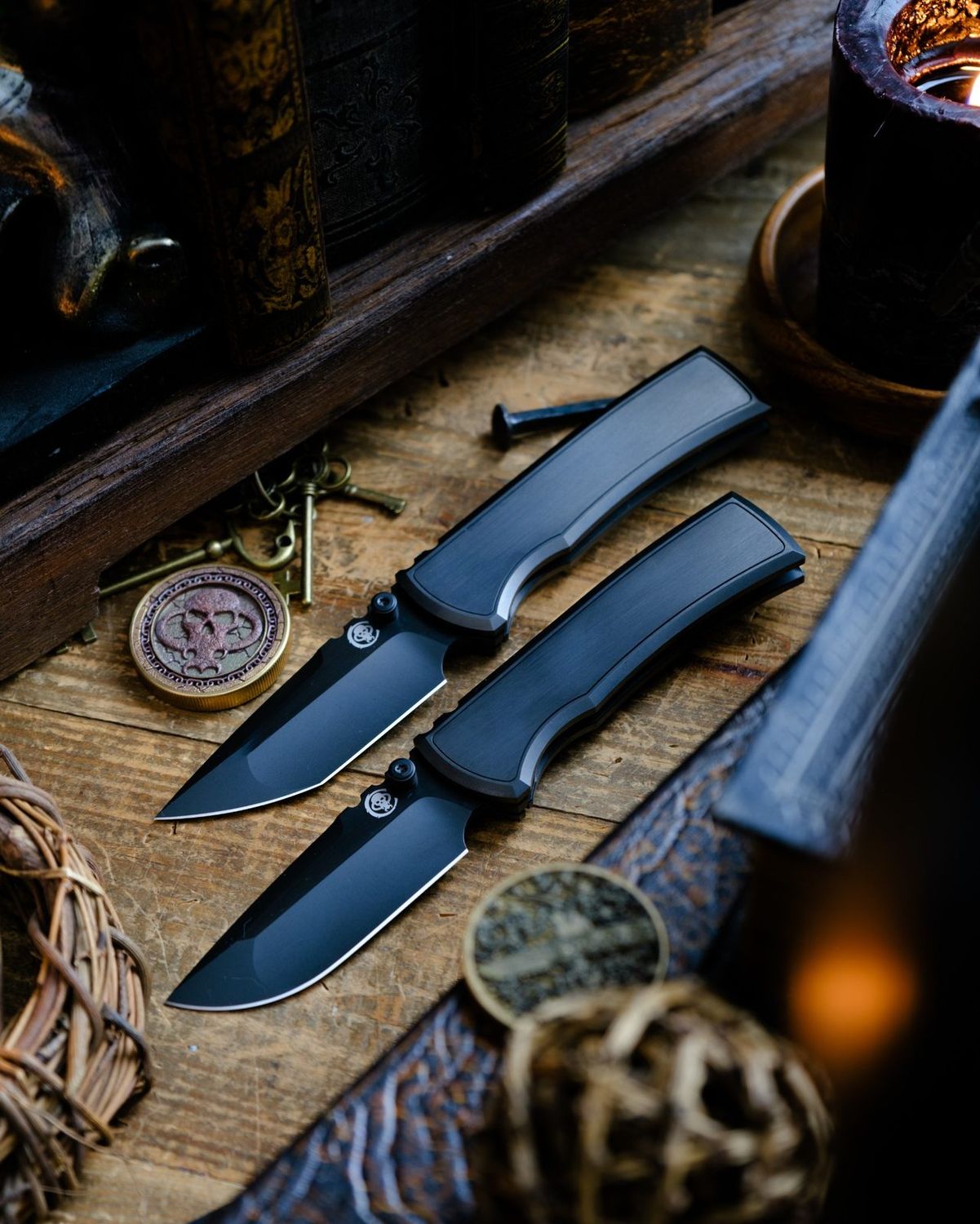 Chaves Redencion Street Integral-Magnetic / Black PVD / M390 / RT