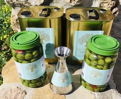 Olijven y nada más pakket 2 blikken/tins 3 liter Extra Virgen Olijfolie + 2 potten/jars Eetolijven/Table Olives + gratis olijfolieschenkkan in inox (500 ml)
Gratis verzending! Free shipping Olijven y nada más pakket 2 blikken/tins 3 liter Extra Virgen Olijfolie + 2 potten/jars Eetolijven/Table Olives + gratis olijfolieschenkkan in inox (500 ml)
Gratis verzending! Free shipping