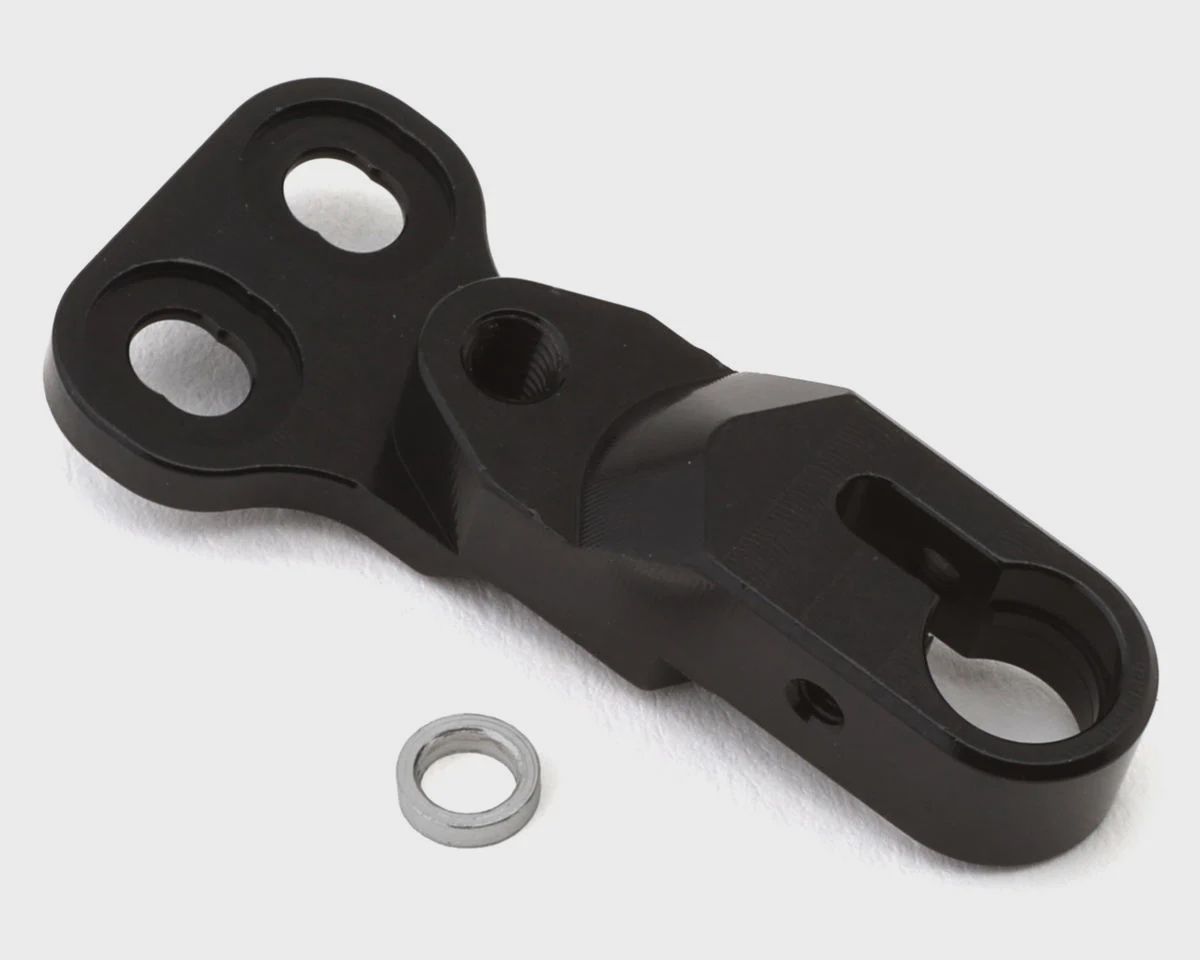 MUGA2318