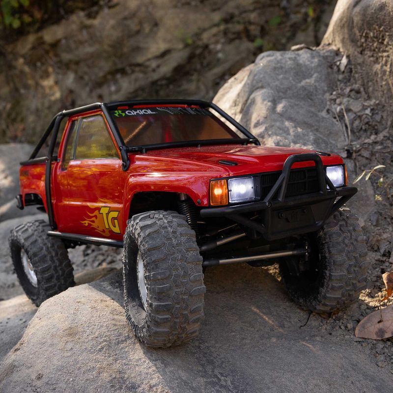 Axial 1/10 SCX10 III 1987 Toyota SR5 4X4 RTR Brushed Rock Crawler Red — AXI-2062T2