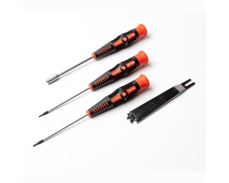 <p>STARTUP TOOL SET: Axial 1/24th Scale</p> — DYNT0503