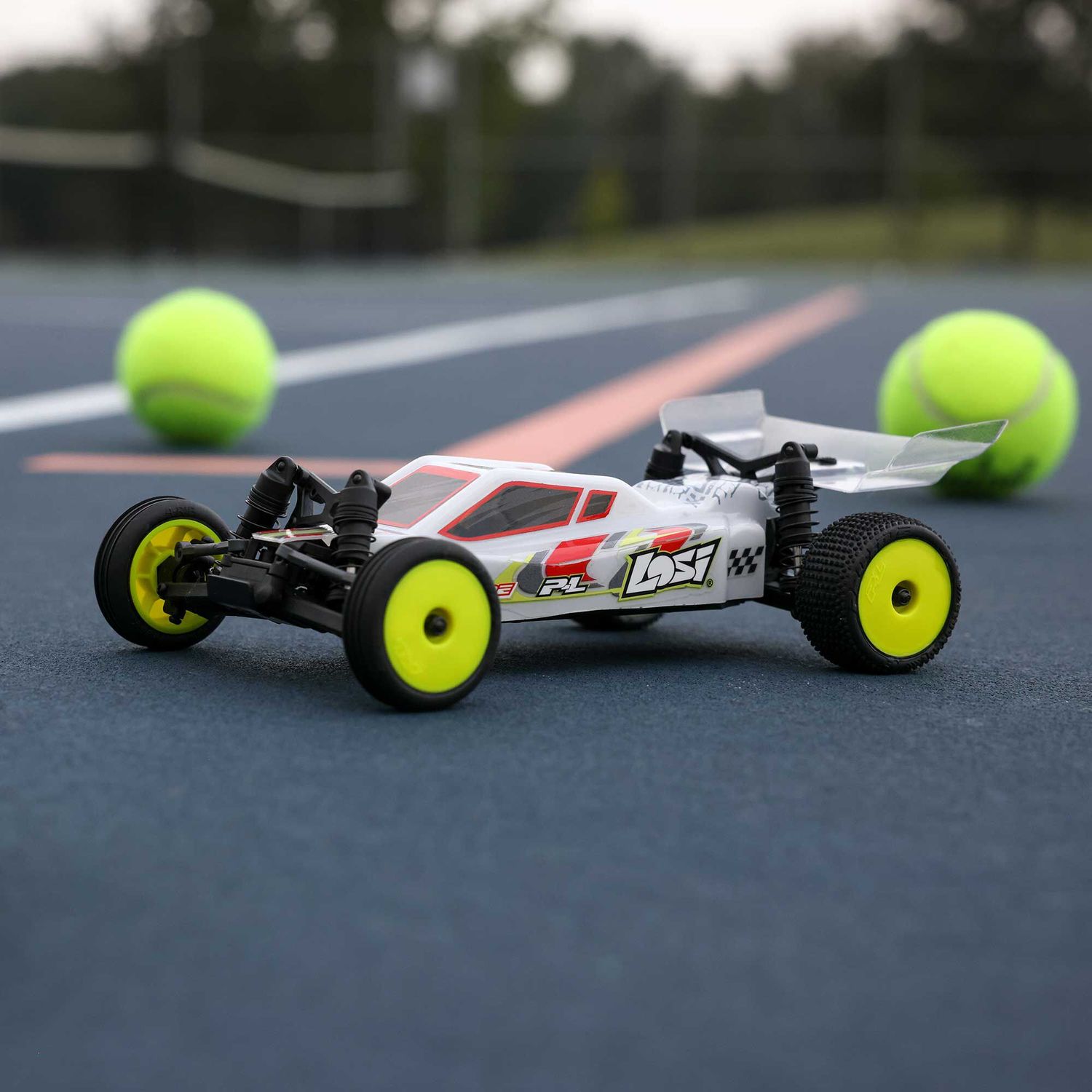 Losi 1/24 Micro B 2S 2WD RTR Race Buggy White — LOS00007T1