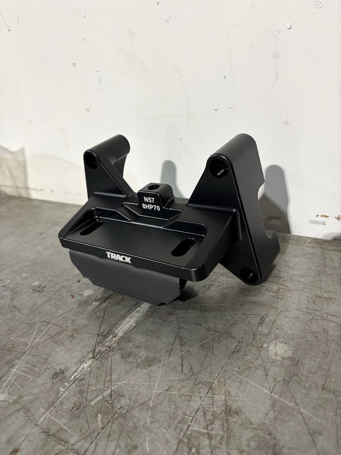 ZF-8HP N57 Upper gearbox mount with TH400 mount