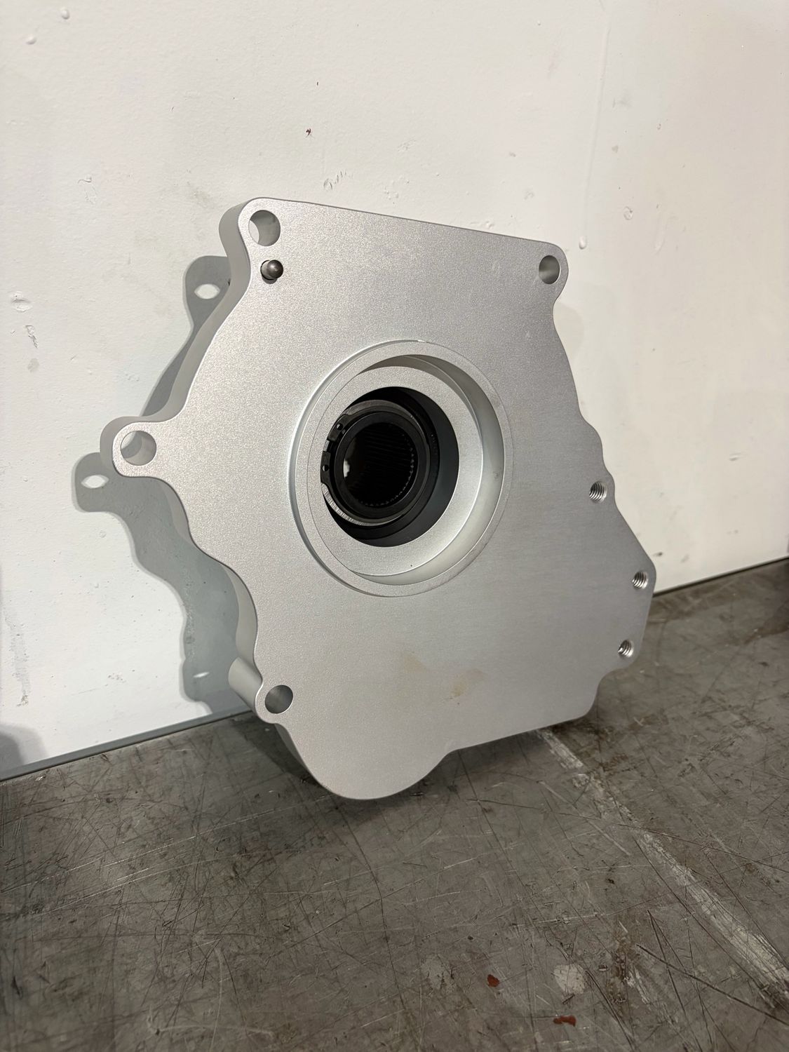 ZF-8HP AWD to RWD output adapter