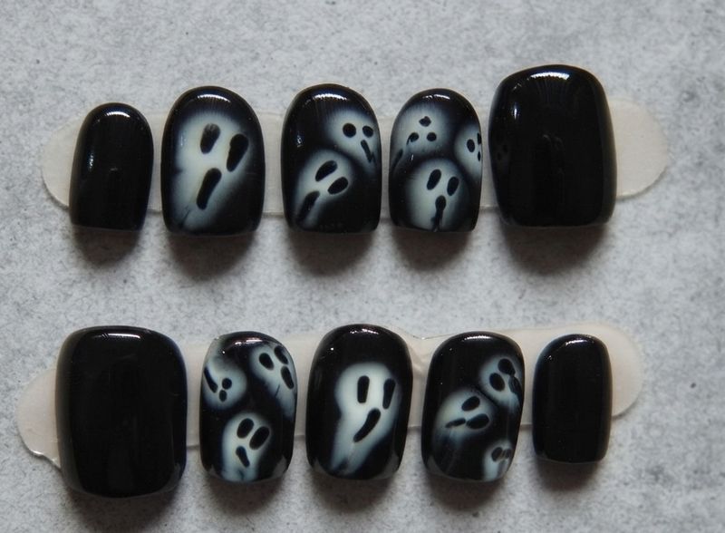Midnight Ghosts