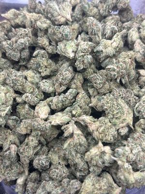 Smoke Junction - Gorilla Glue #4 - Indica/Hybrid