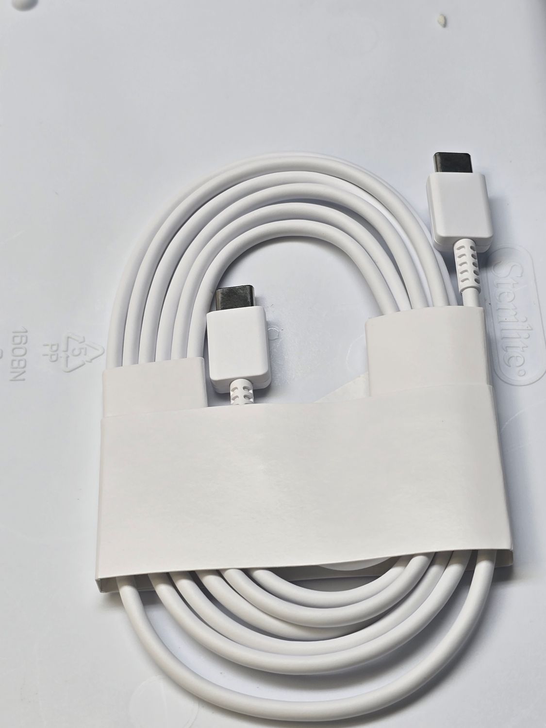 ​Samsung 1.5-meter white USB-C to USB-C data link cable White