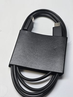 ​Samsung 1-meter white USB-C to USB-C data link cable BLACK