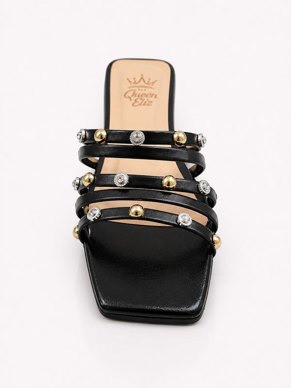 Vouge Queen Eliz Black Sandal