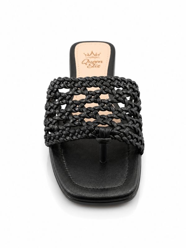 Soleil Queen Eliz Black Sandal