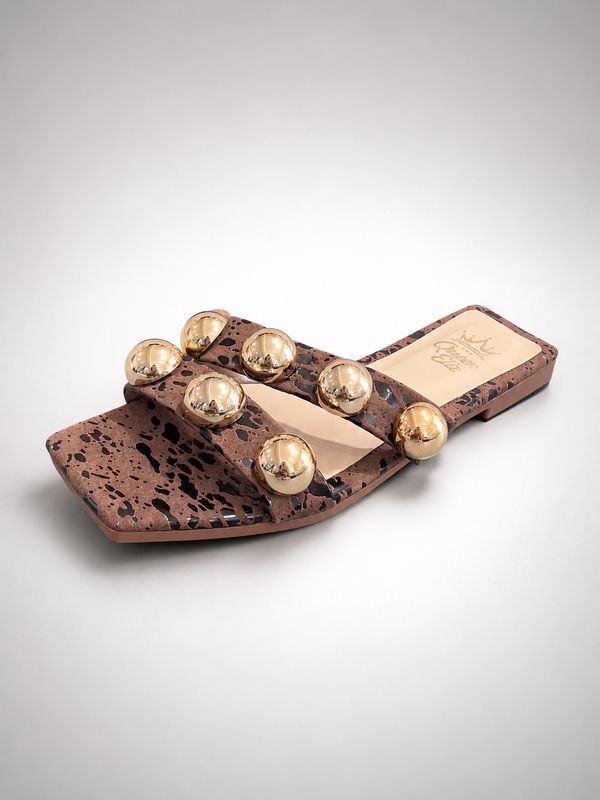 Aspen Queen Eliz Chocolate Sandal