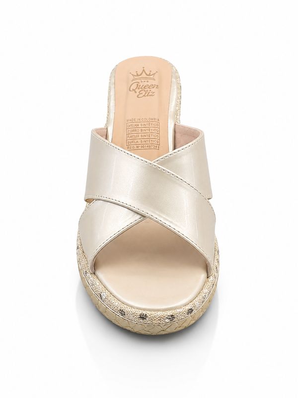 Eva Queen Eliz Champagne Platform