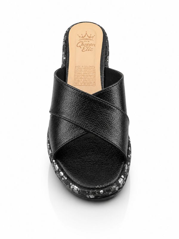 Eva Queen Eliz Black Platform