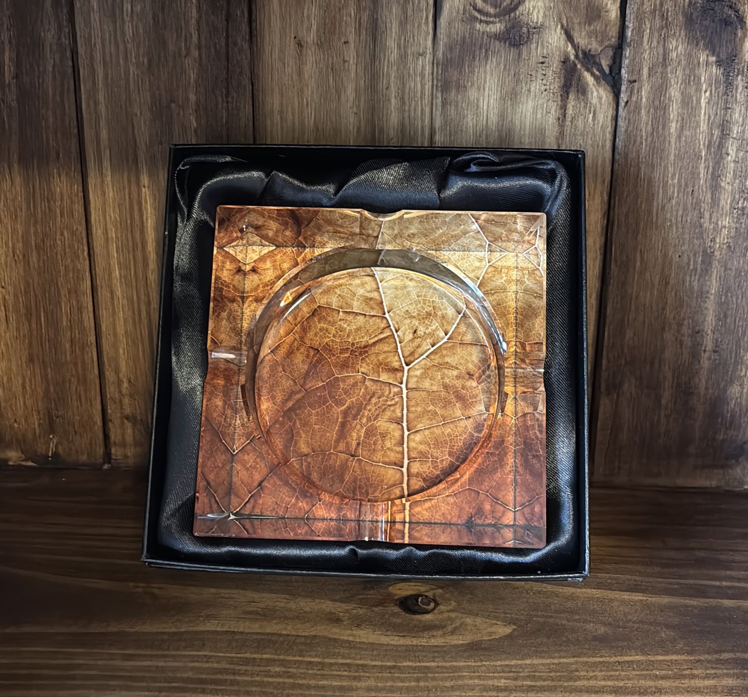 Crystal Tobacco Leaf Ashtray
