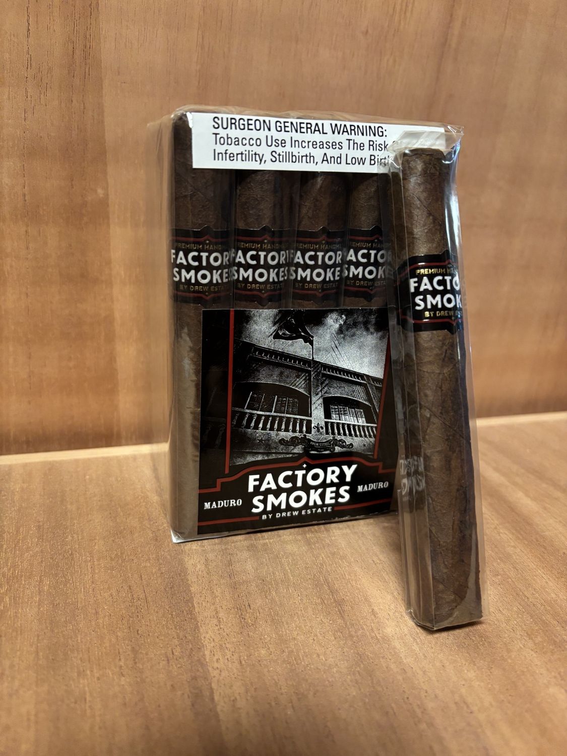 Factory Smokes Maduro Toro 6x52