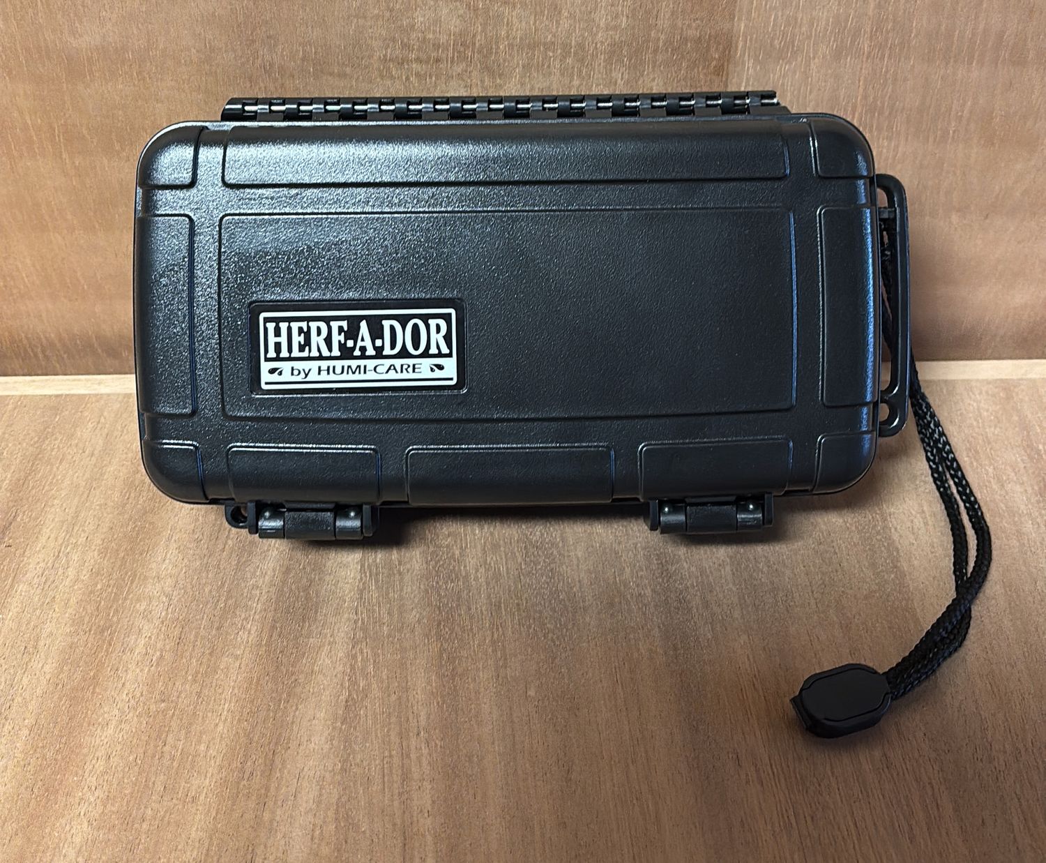 10 Cigar Travel Humidor