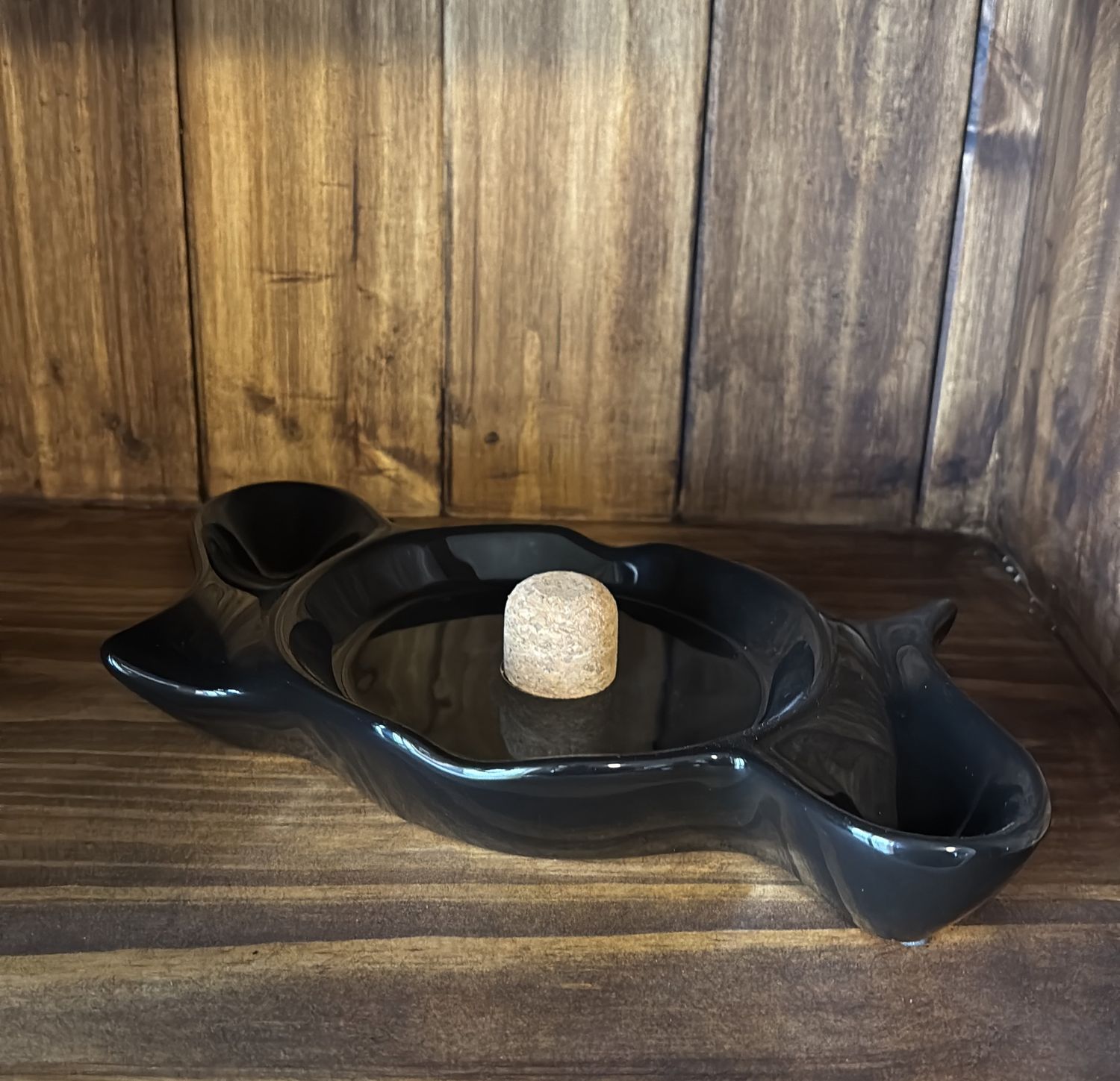 Black Ceramic Pipe Ashtray