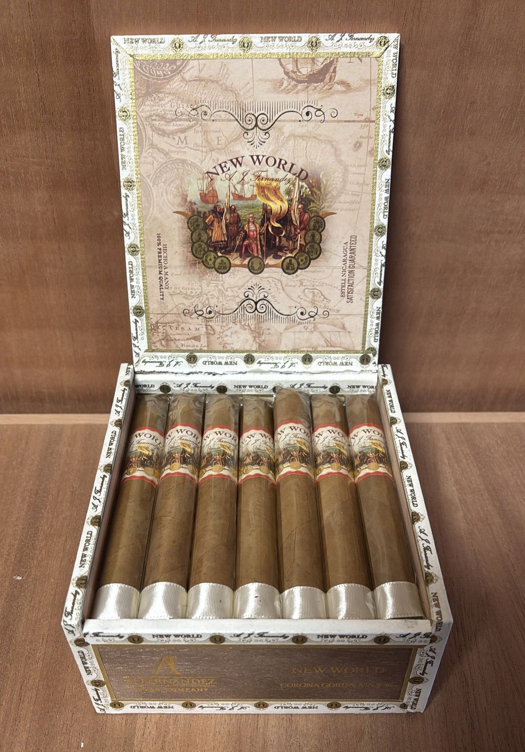 New World Connecticut Corona Gorda 5.5x46