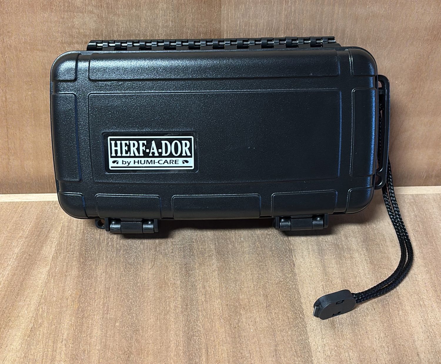 5 Cigar Travel Humidor