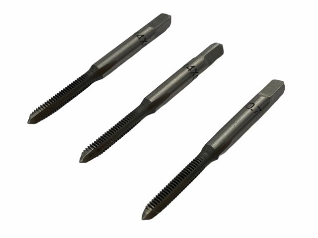 4mm x 0.7mm Tap Threading Set