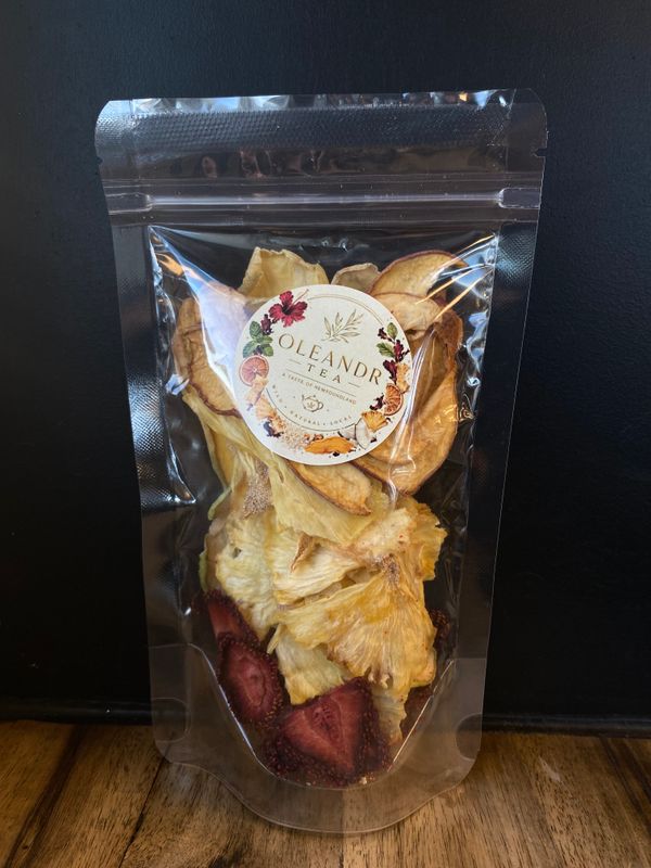 Dehydrated Fruit Slices / Strawberry + Mango + Pineapple + Apple + Peach