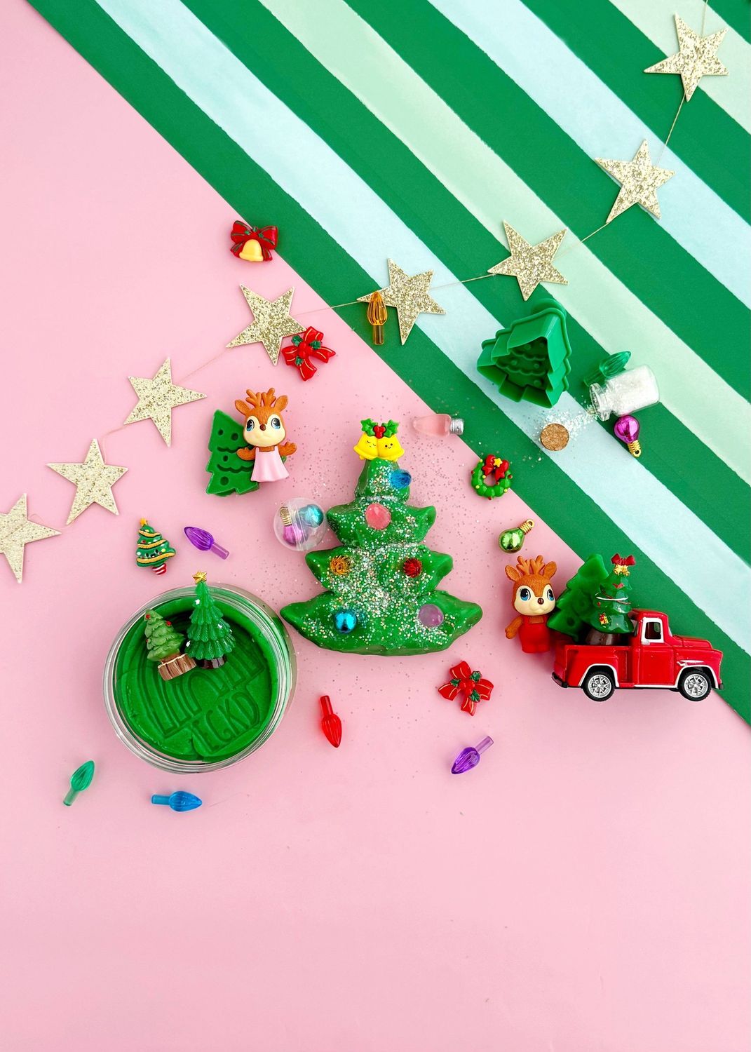 Trim a Tree KidDough Play Kit(1)