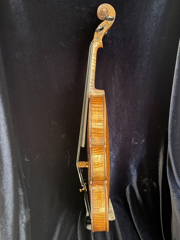Johann Georg Gutter Violin – Neukirchen, Bavaria, 1803 Johann Georg Gutter Violin – Neukirchen, Bavaria, 1803