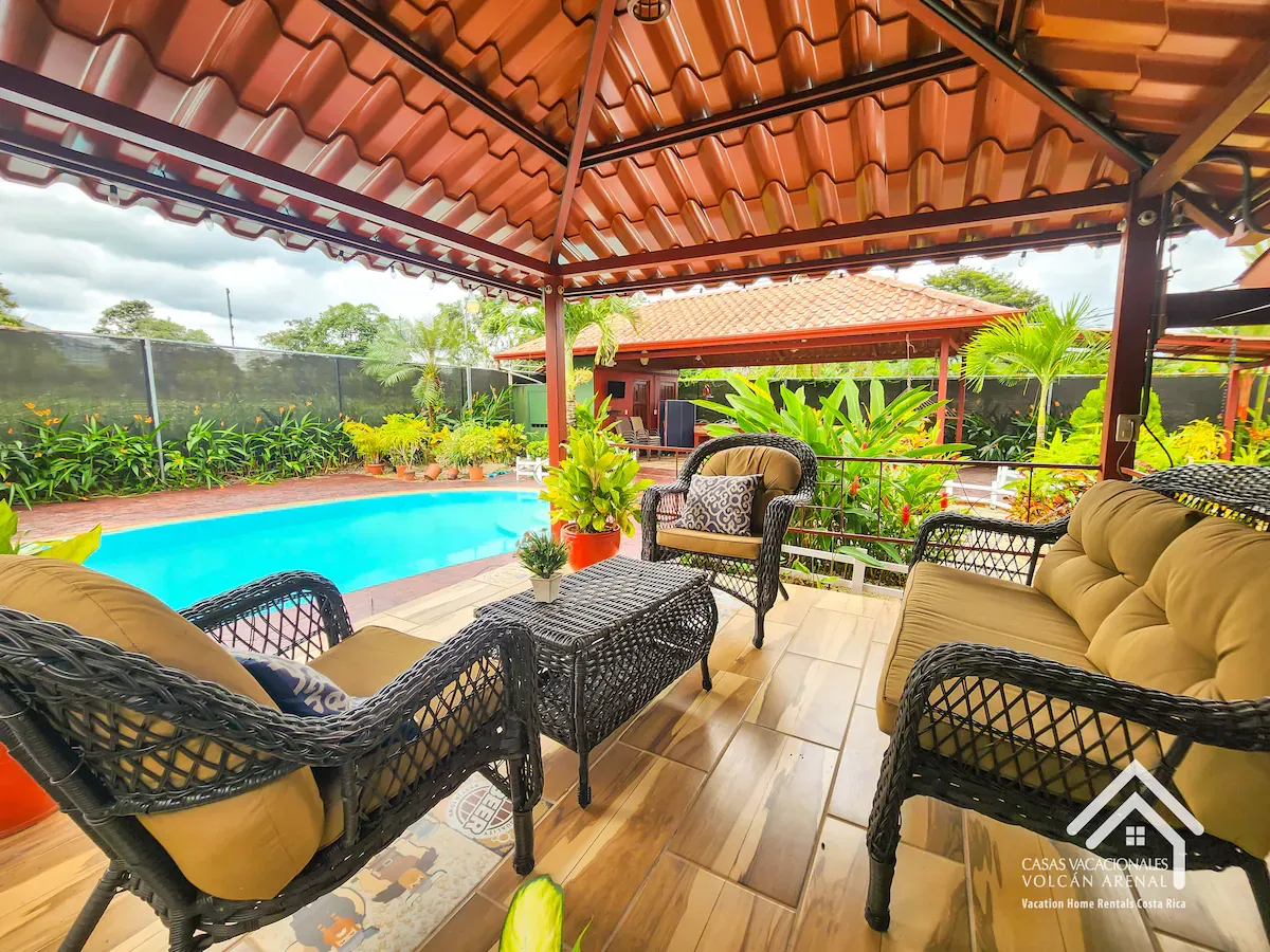 CABAÑA RUSTICA- SERENITY LA FORTUNA 11
