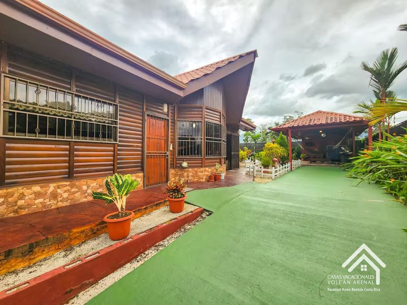 CABAÑA RUSTICA- SERENITY LA FORTUNA