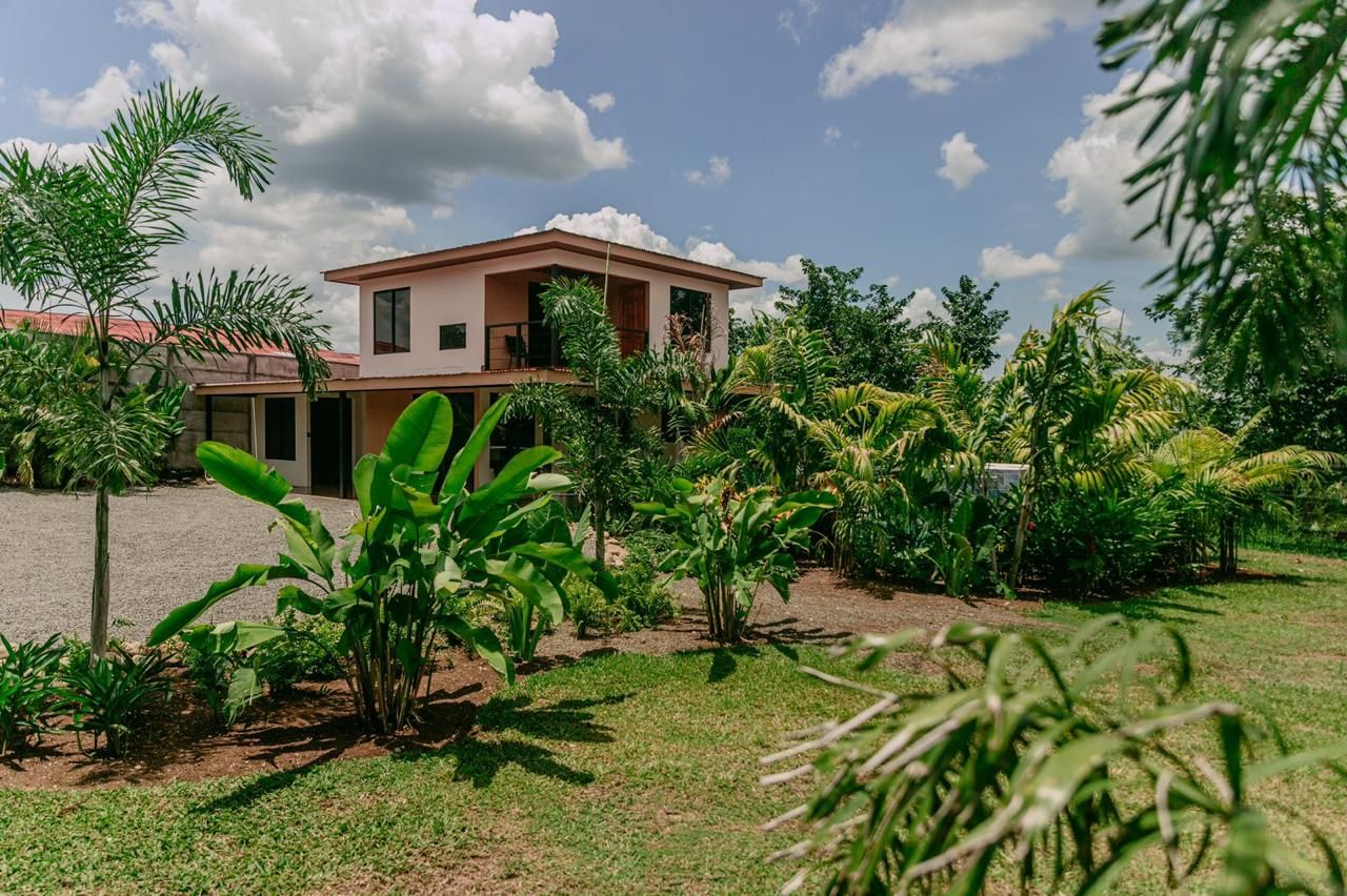 EN VENTA- CABAÑA MACAW HOUSE 2