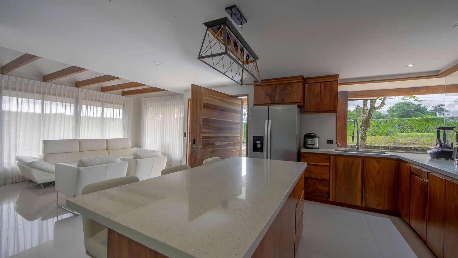 EN VENTA- LA FORTUNA COUNTRY HOUSE 13