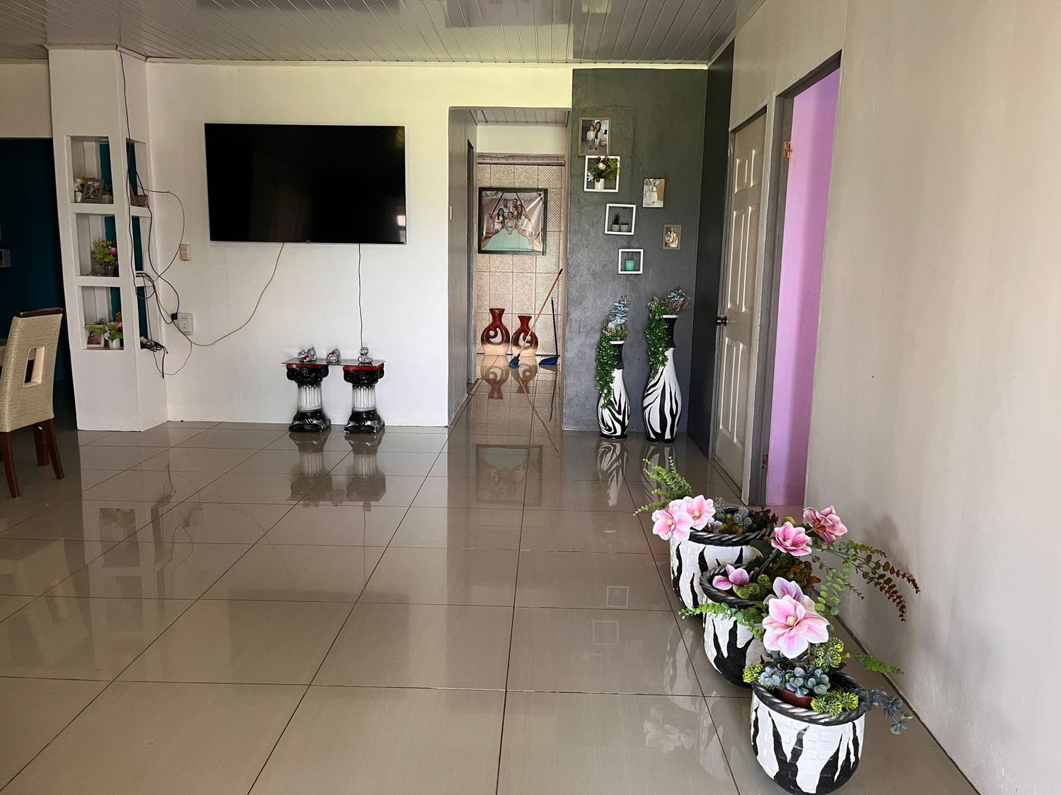 CASA EN VENTA- BAJO RODRIGUEZ DE SAN RAMÓN 11