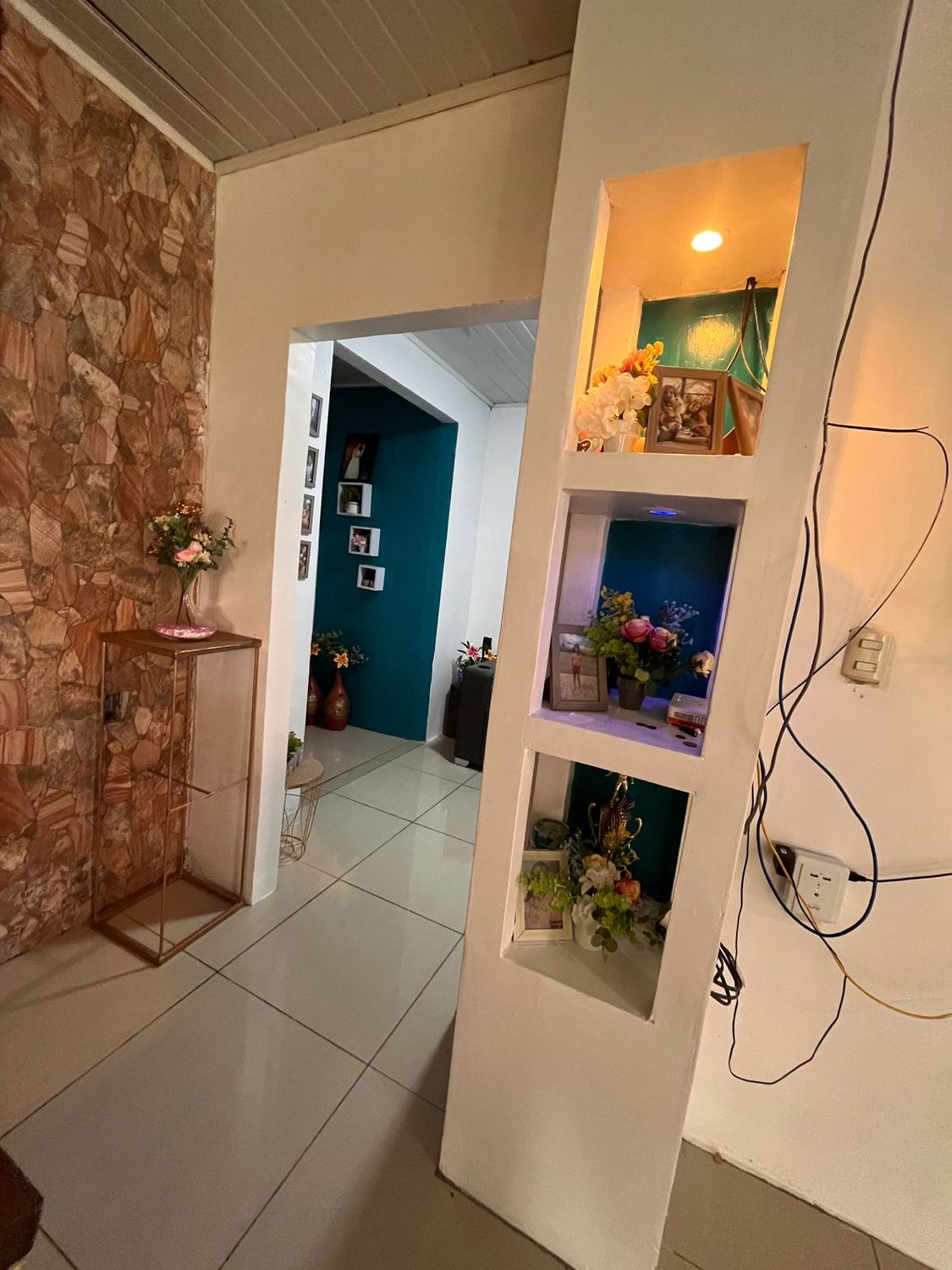 CASA EN VENTA- BAJO RODRIGUEZ DE SAN RAMÓN 25