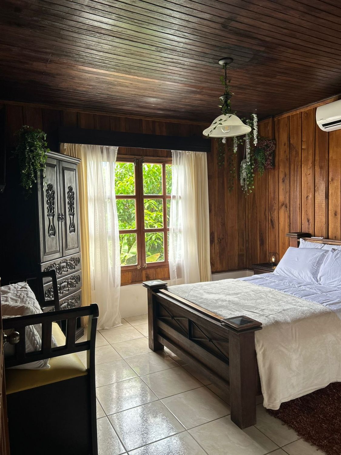 EN VENTA CABAÑA RUSTICA- CONDOMINIO NAKURY 1 11