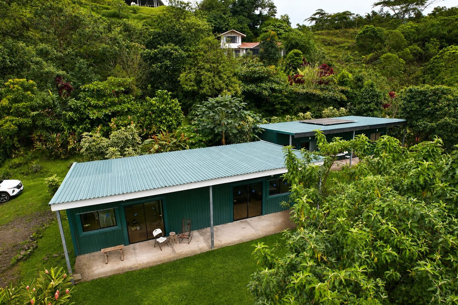 EN VENTA, LOTE CON CASA EN EL CASTILLO 3