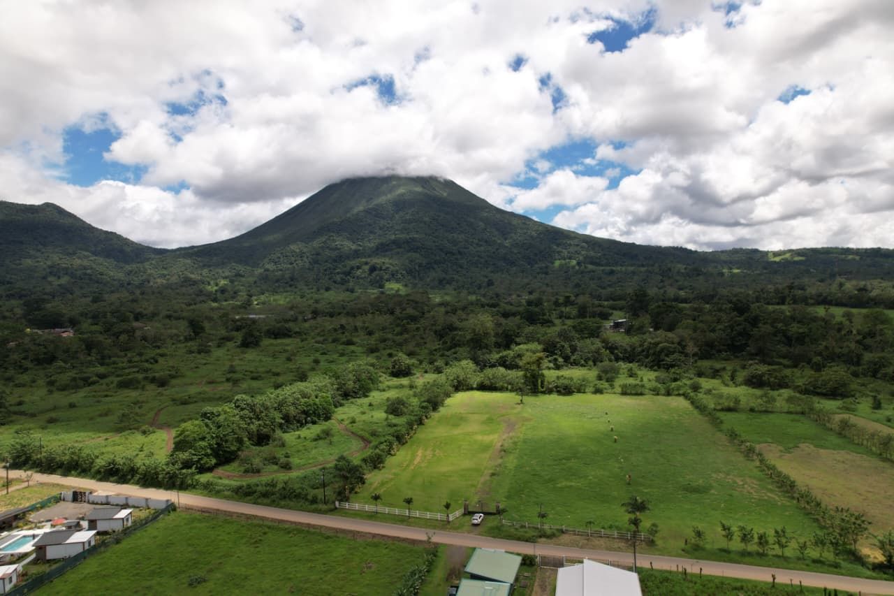 EN VENTA- QUINTA EN LA GUARIA DE LA FORTUNA 2