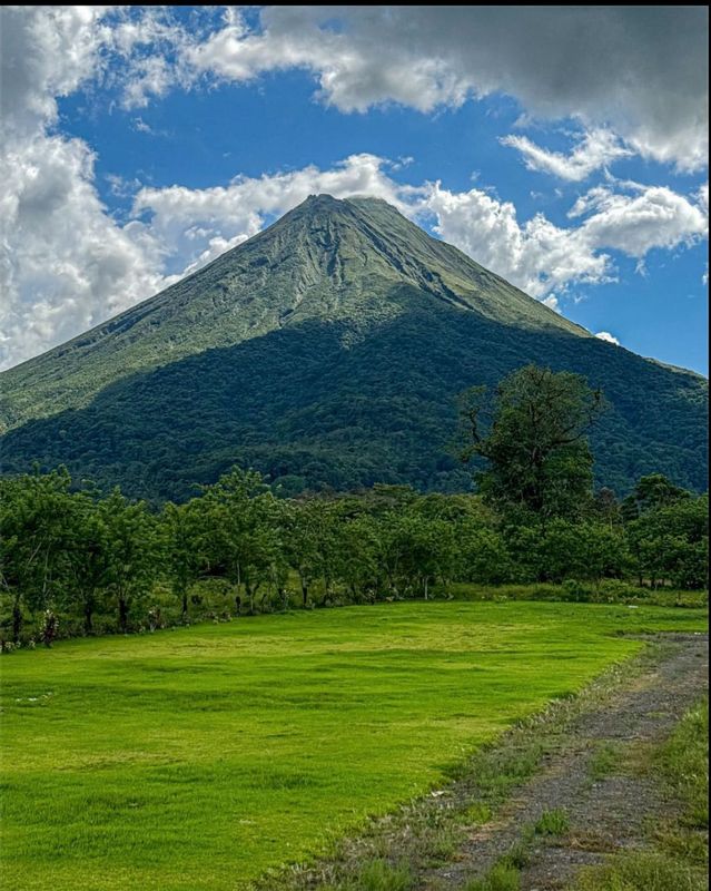 EN VENTA- QUINTA EN LA GUARIA DE LA FORTUNA