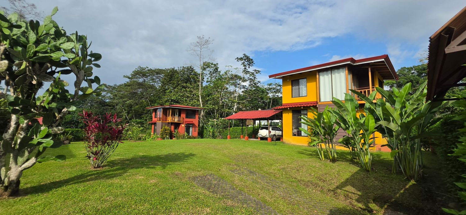 EN VENTA- CASA EN BARRIO PILO 6