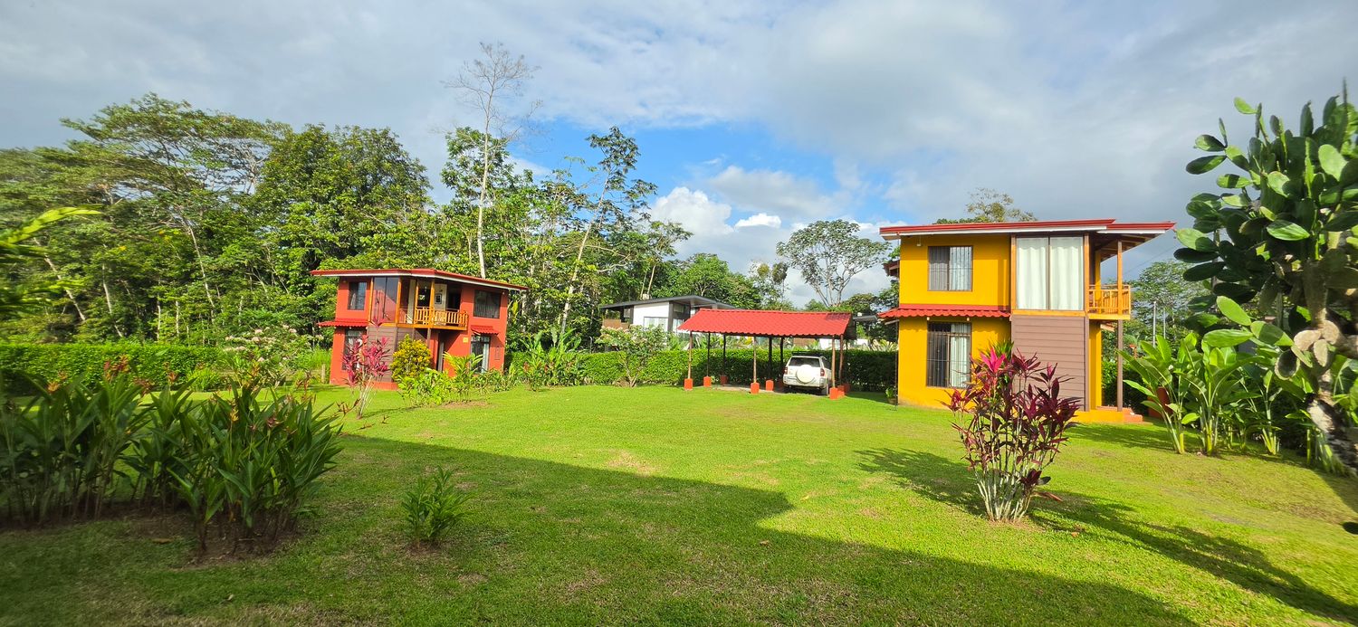 EN VENTA- CASA EN BARRIO PILO 5