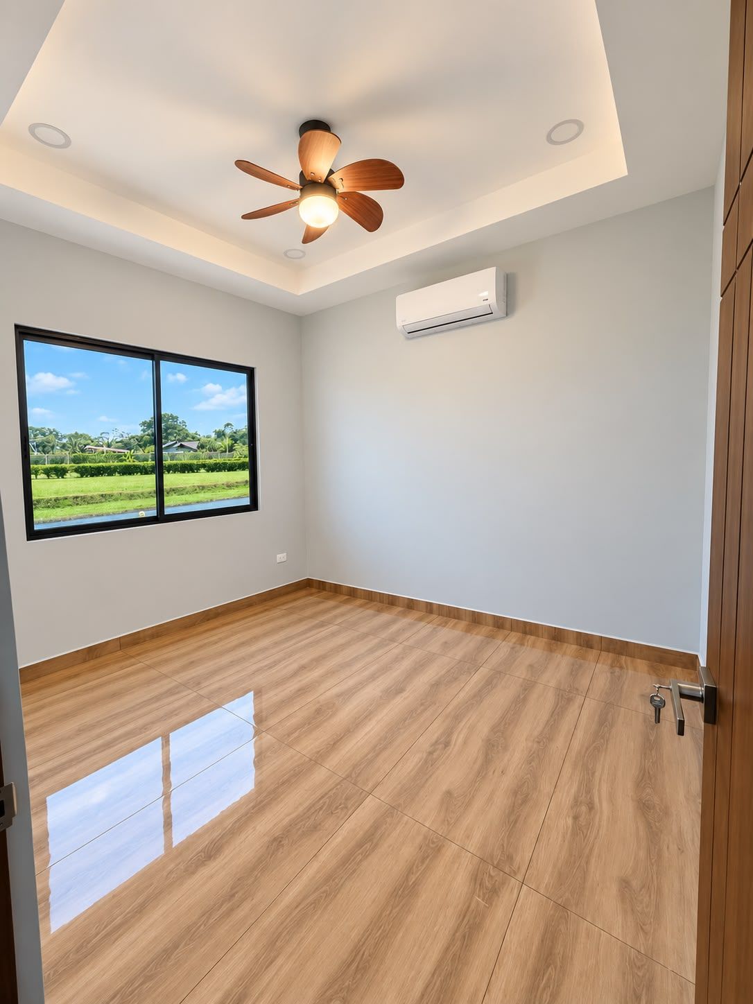 EN VENTA- VILLA EL ESTABLO 13