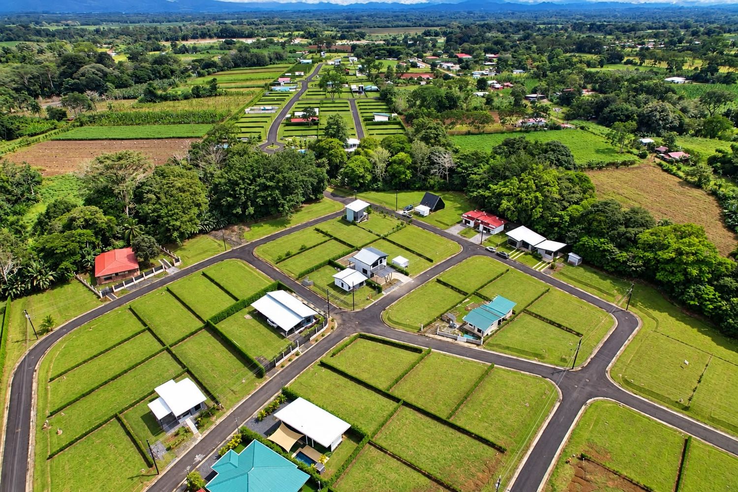 CASAS EN VENTA- CONDOMINIO PERLA UNO DE LA FORTUNA 7