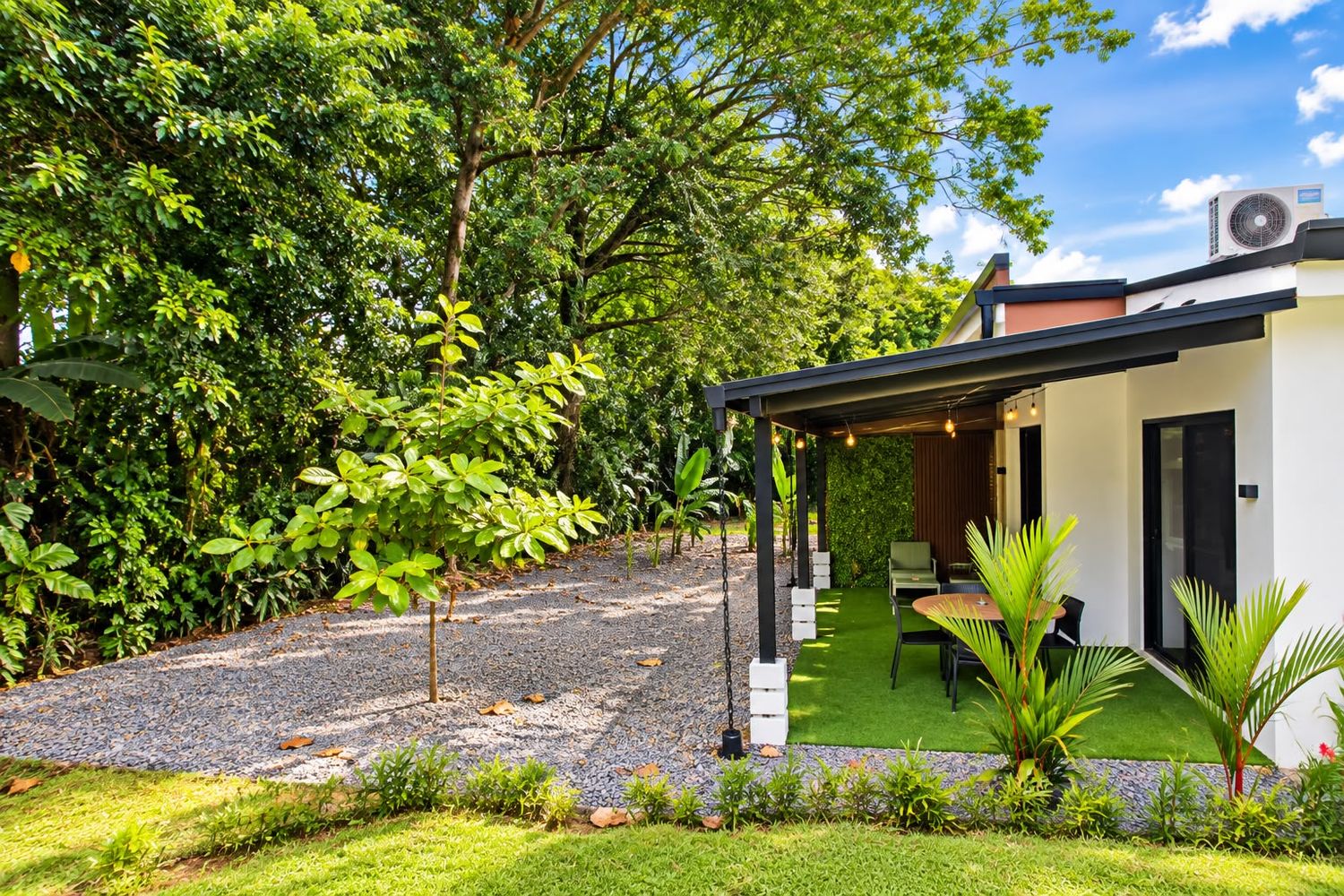 CASAS EN VENTA- CONDOMINIO PERLA UNO DE LA FORTUNA 5