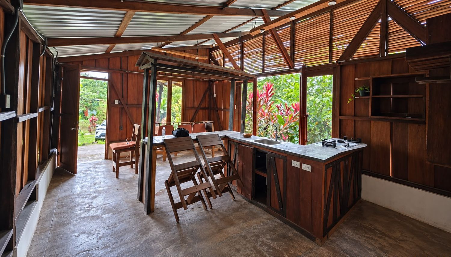 EN VENTA- CABAÑA EN AGUA AZUL DE LA FORTUNA 5