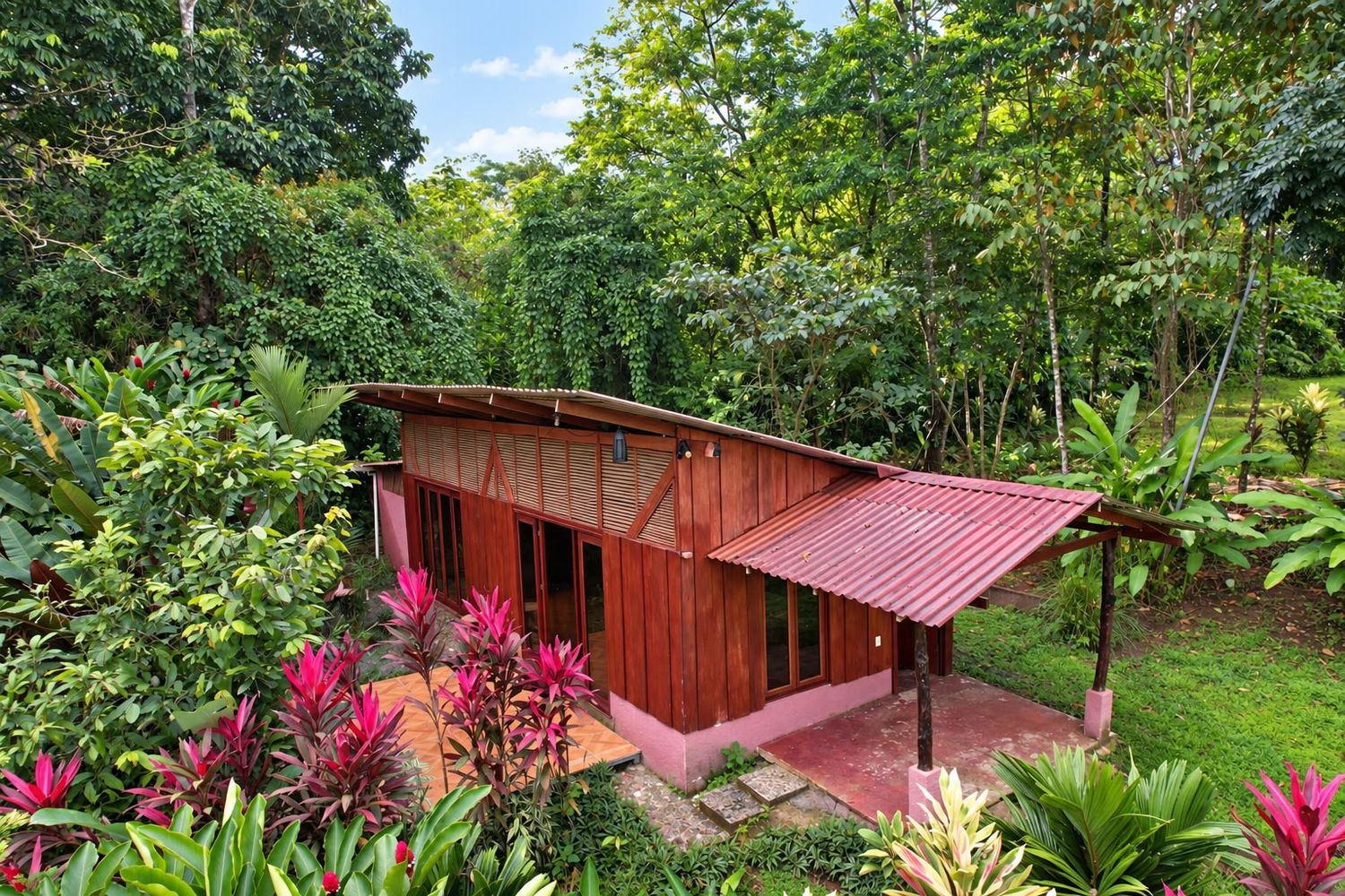 EN VENTA- CABAÑA EN AGUA AZUL DE LA FORTUNA 3